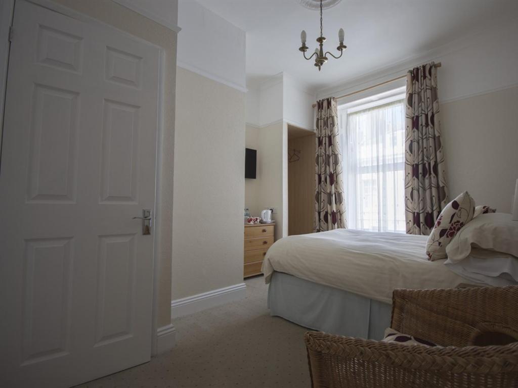 Poppy'S Guest House Plymouth Luaran gambar