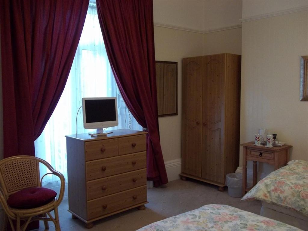 Poppy'S Guest House Plymouth Bilik gambar
